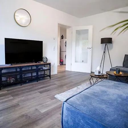 Apartman Yellow Station