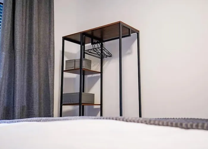 Apartman Yellow Station